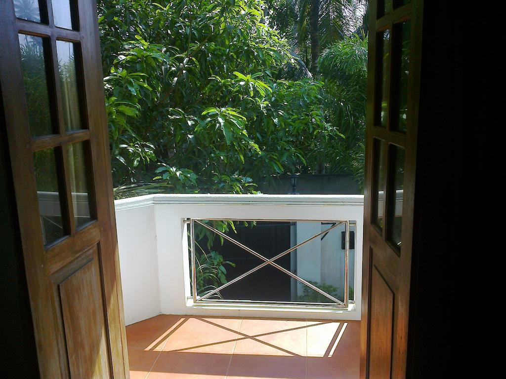 Rohan Villa Hikkaduwa Exterior photo
